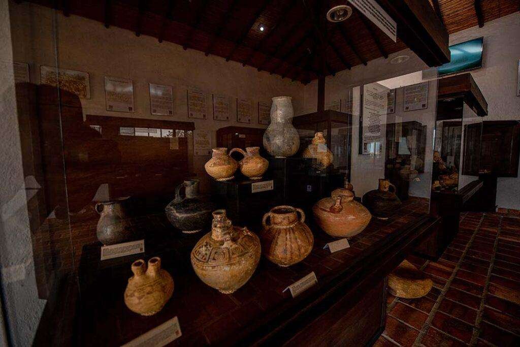 img parque nacional del chicamocha atracción museo guane vasijas de barro